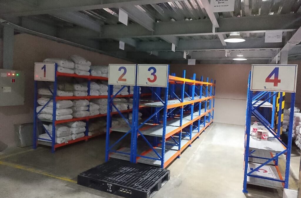Cara Memilih Rak Medium Duty untuk Toko Suku Cadang