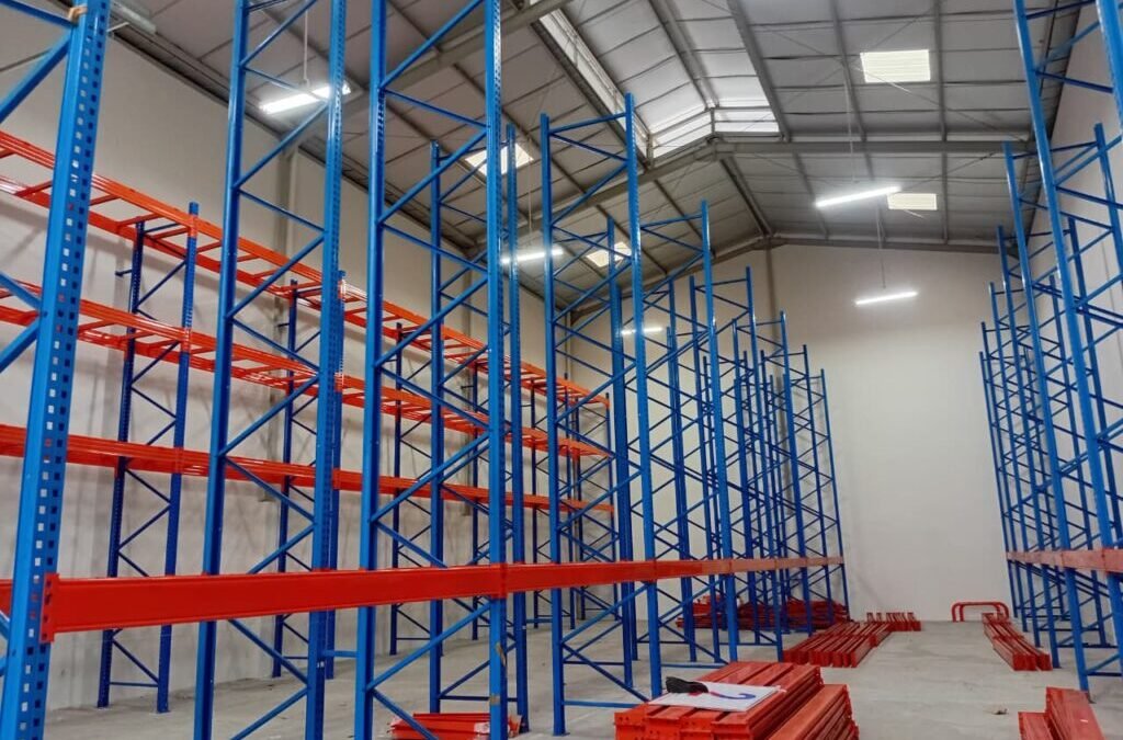 Rak Mobile Racking: Solusi Cerdas untuk Gudang dengan Ruang Terbatas