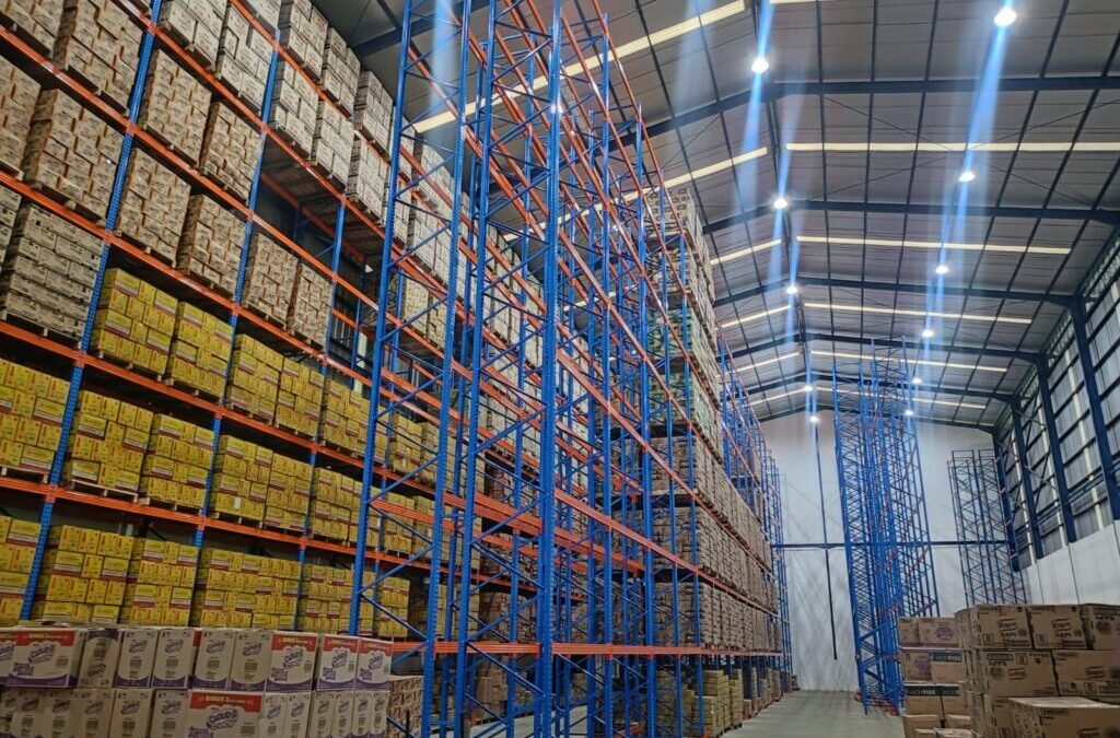 Optimalkan Ruang Sempit dengan Rak Modular
